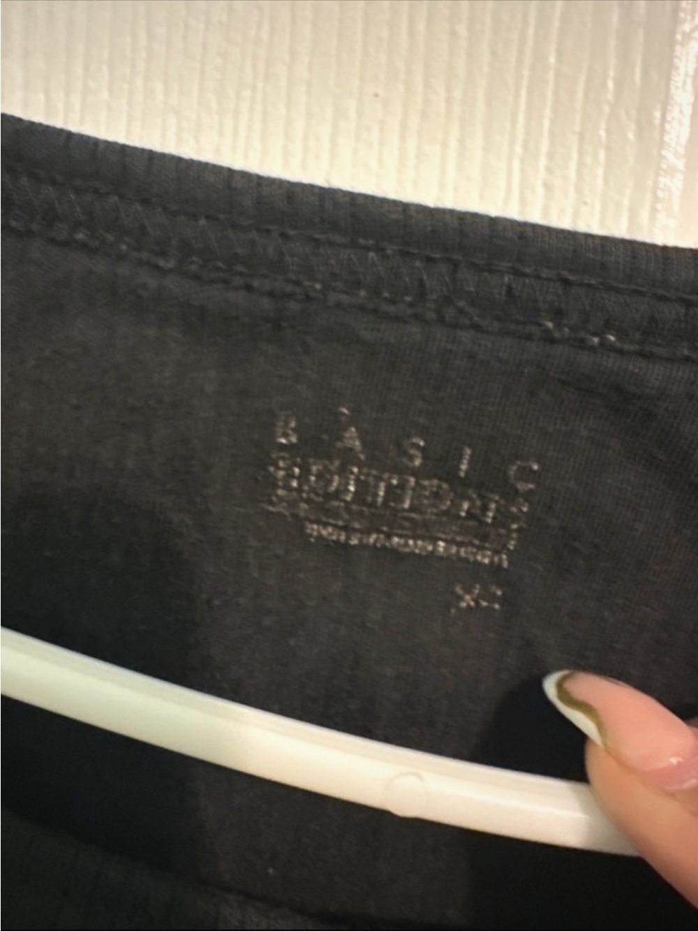 Basic Editions Black Ribbed Scoop Tank - Picture 2 of 3